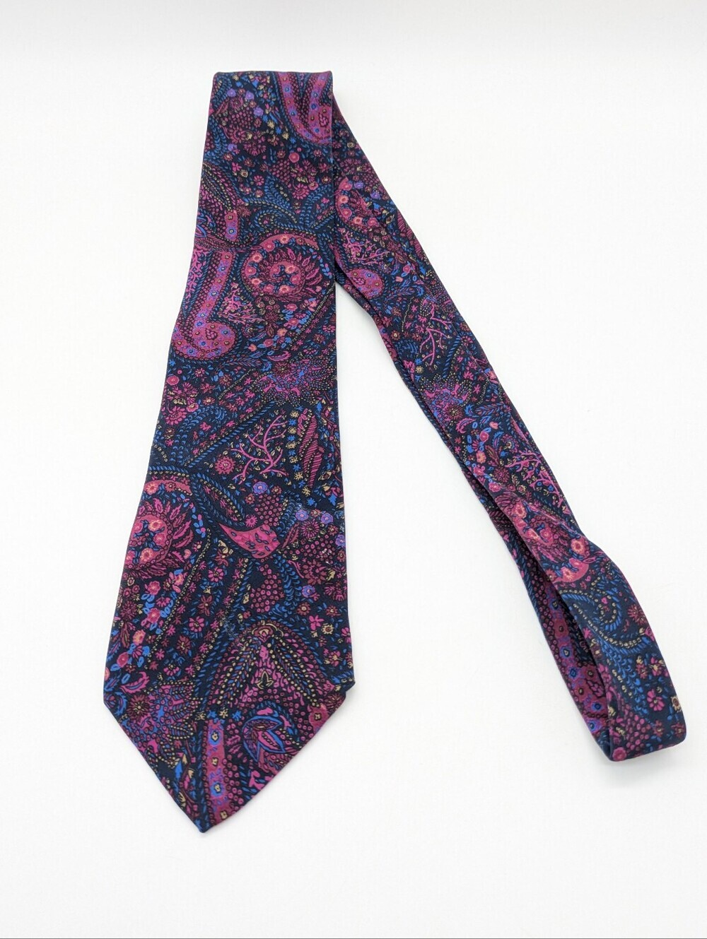 Vintage Vivace Blue Purple Paisley Silk Mens Necktie